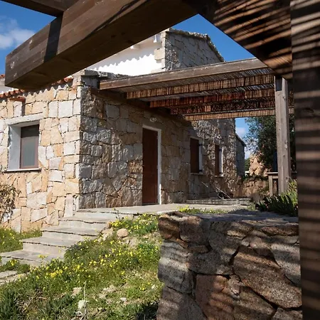 Homey Experience - White Panorama Villa