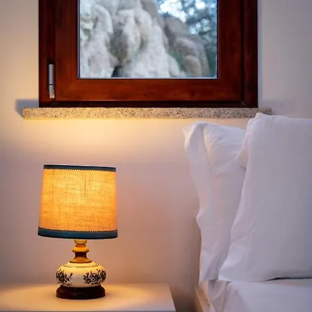 Homey Experience - White Panorama Villa *